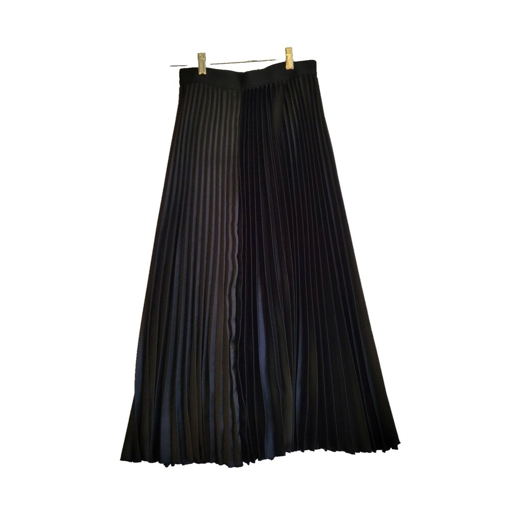 H & M Pleated Midi Skirt Size Small Black Accordian Pleats Career Office Preppy